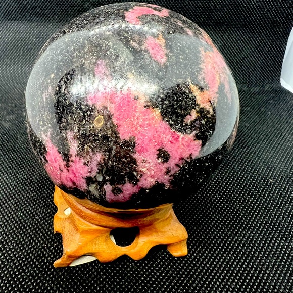 Rhodonite Sphere 1.6lb - Picture 1 of 1